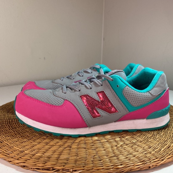 New Balance Grey Teal and Pink Sneakers - Picture 4 of 13